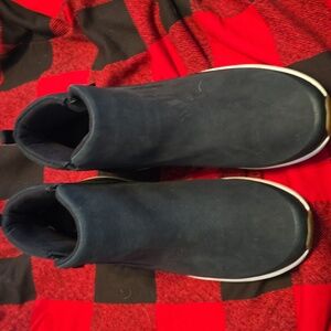 Abeo mxv shift black zipper sneaker boot